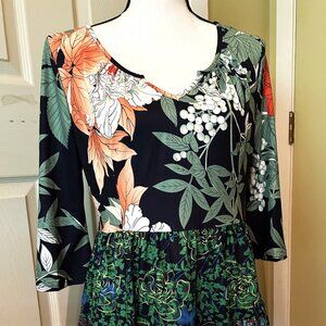 WOMENS FLORAL TOP NEW WITH TAGS SIZE L